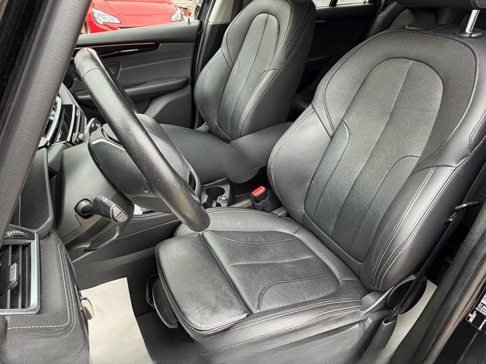 BMW 218 Gran Tourer*7Sitzer*SPORT*LEDER*LED*LCI foto 9