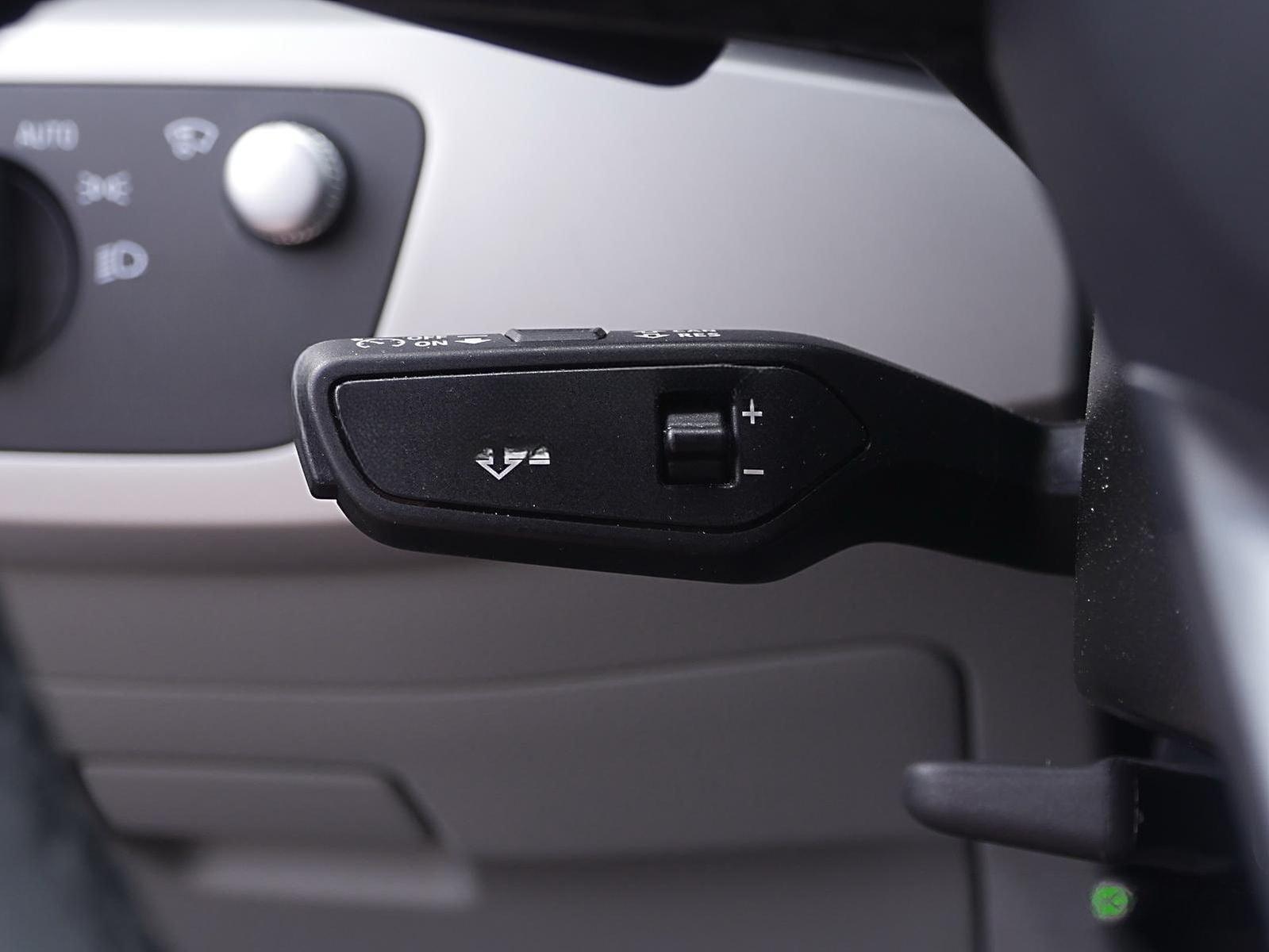 Audi A4 Lim 50 TDI S Line HUD,Kamera,Leder,Navi foto 12