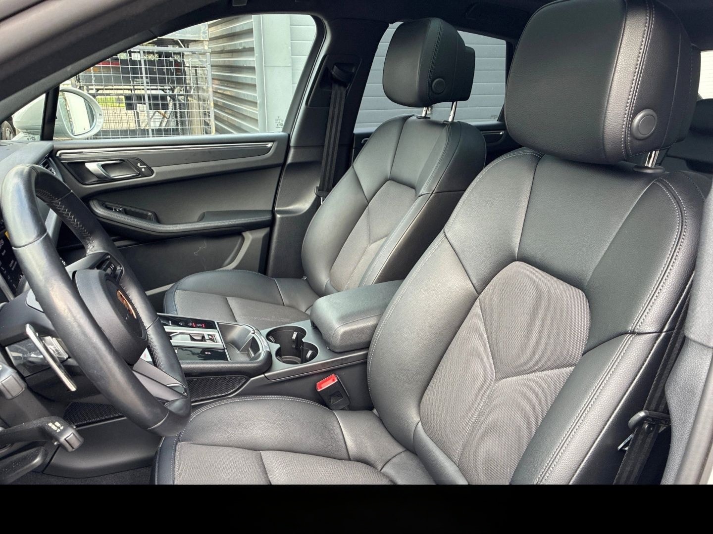 Porsche Macan Basis 2.0T ACC AHK-el. klappb. Pano Memory foto 5