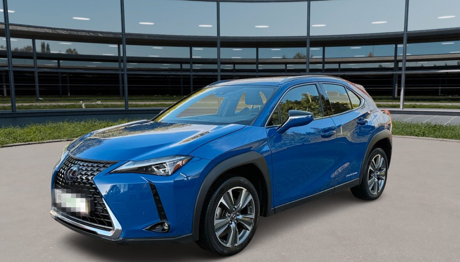 Lexus UX 300 e Mark and  Levingston export 16700 netto foto 1