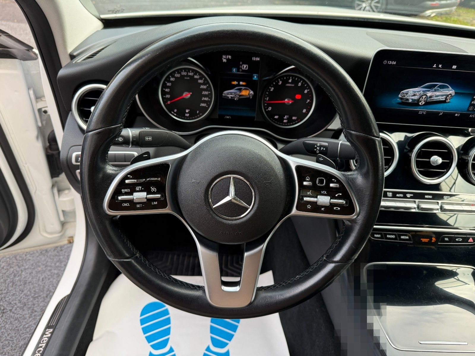 Mercedes-Benz C 180 Avantgarde NAVI/KAMERA/LED/TOTWINKEL/AMBIE foto 12
