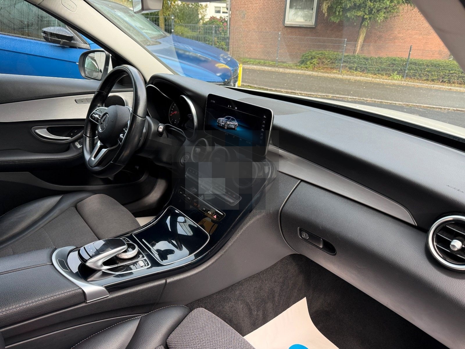 Mercedes-Benz C 180 Avantgarde NAVI/KAMERA/LED/TOTWINKEL/AMBIE foto 18