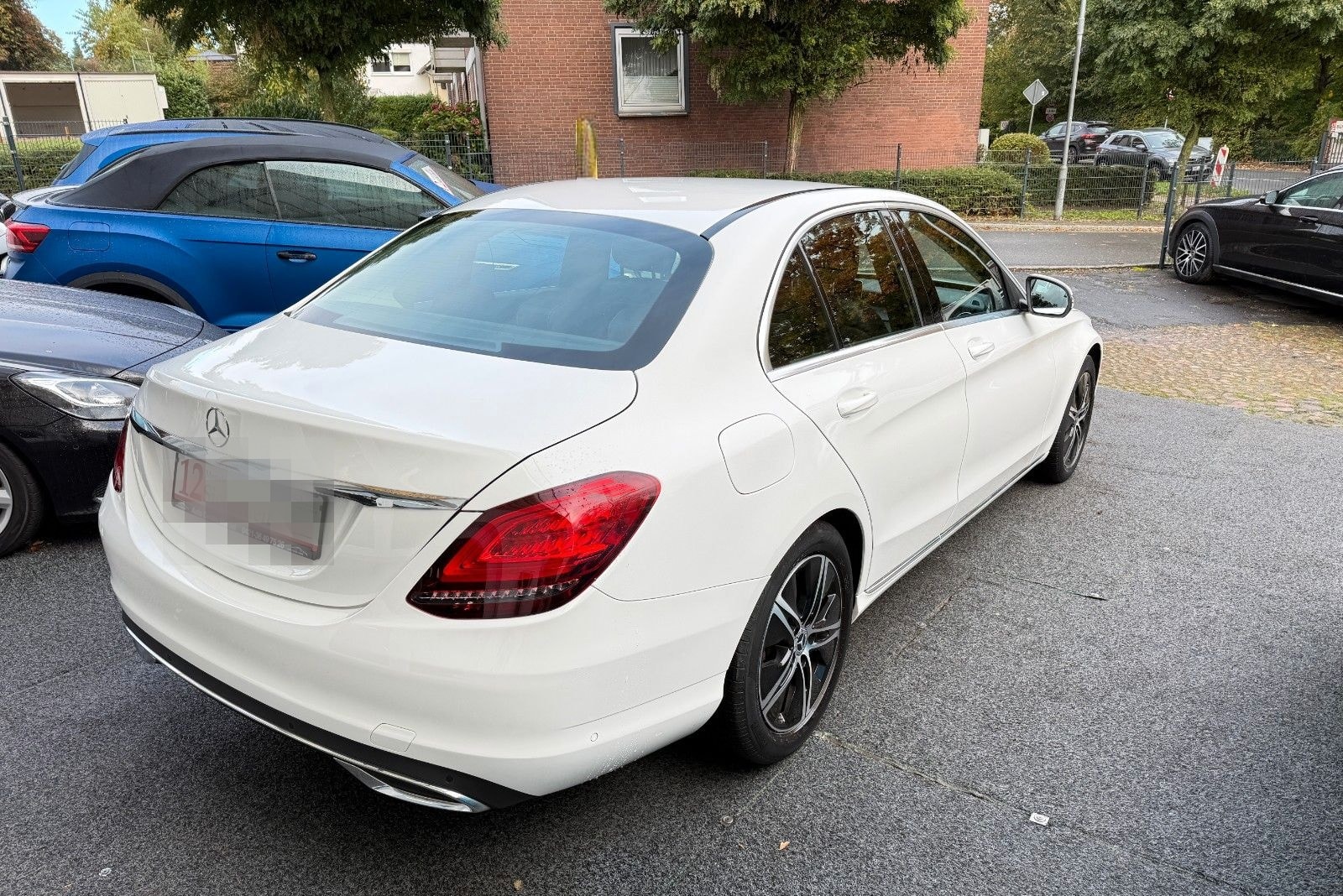 Mercedes-Benz C 180 Avantgarde NAVI/KAMERA/LED/TOTWINKEL/AMBIE foto 4