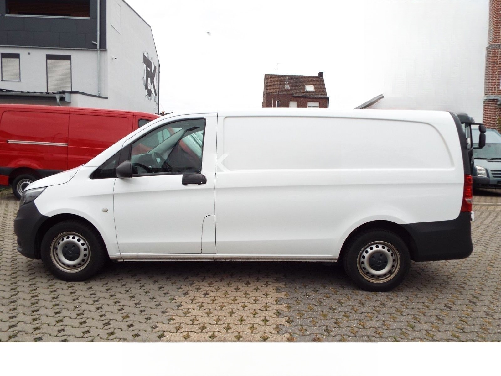 Mercedes-Benz Vito 114 LANG 9G-Tronic AHK KLIMA LEDER TEMP. foto 4