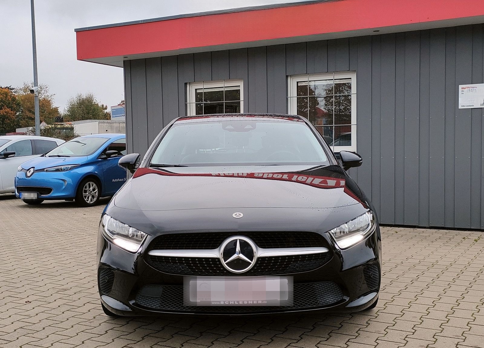 Mercedes-Benz A-Klasse 180 A *Navi*MBUX*CarPlay*Qi*APA*SHZ* foto 8