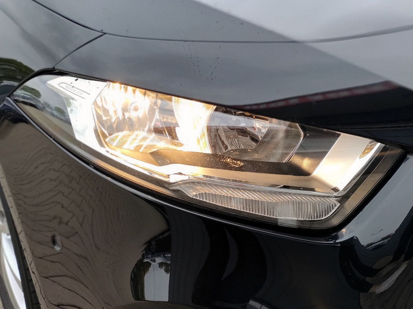 Mercedes-Benz A-Klasse 180 A *Navi*MBUX*CarPlay*Qi*APA*SHZ* foto 9