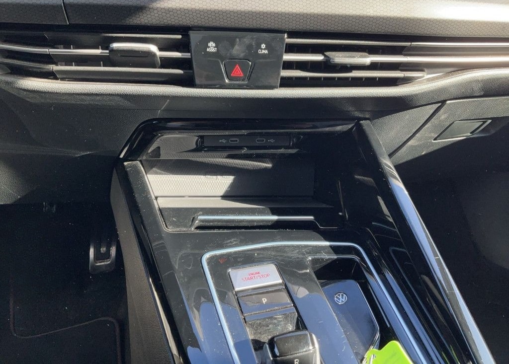Volkswagen Golf VIII Clubsport 2.0 TSI Pano Navi Leder Harm foto 17
