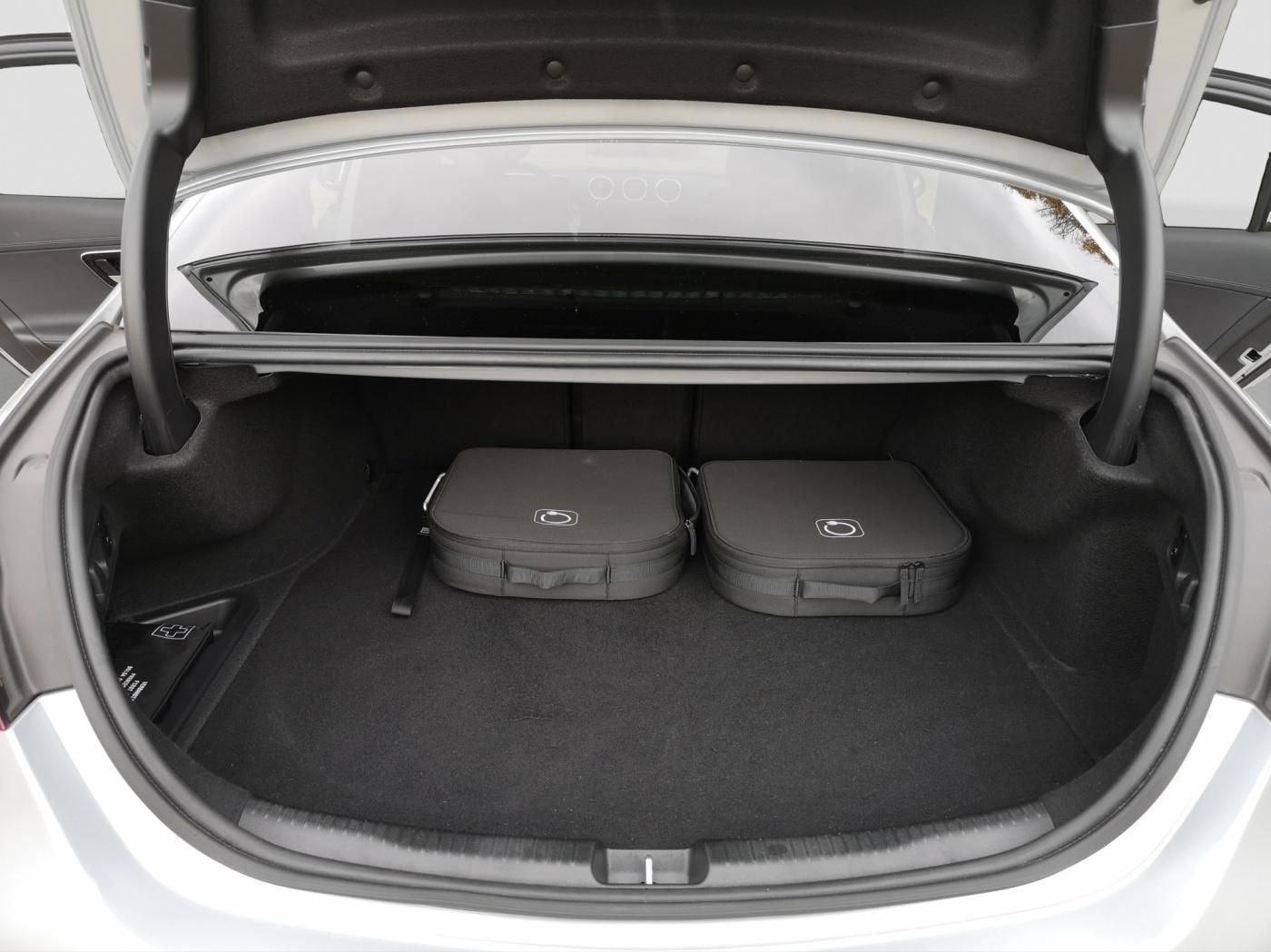 Mercedes-Benz C 300 e AMG*Burmester*SpurH*Night-Paket*LED*SHZ* foto 18