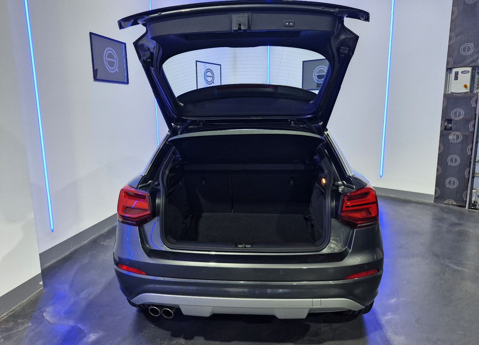 Audi Q2 1.4 TFSI S LINE / LED/LEDER/18 ZOLL/ foto 10