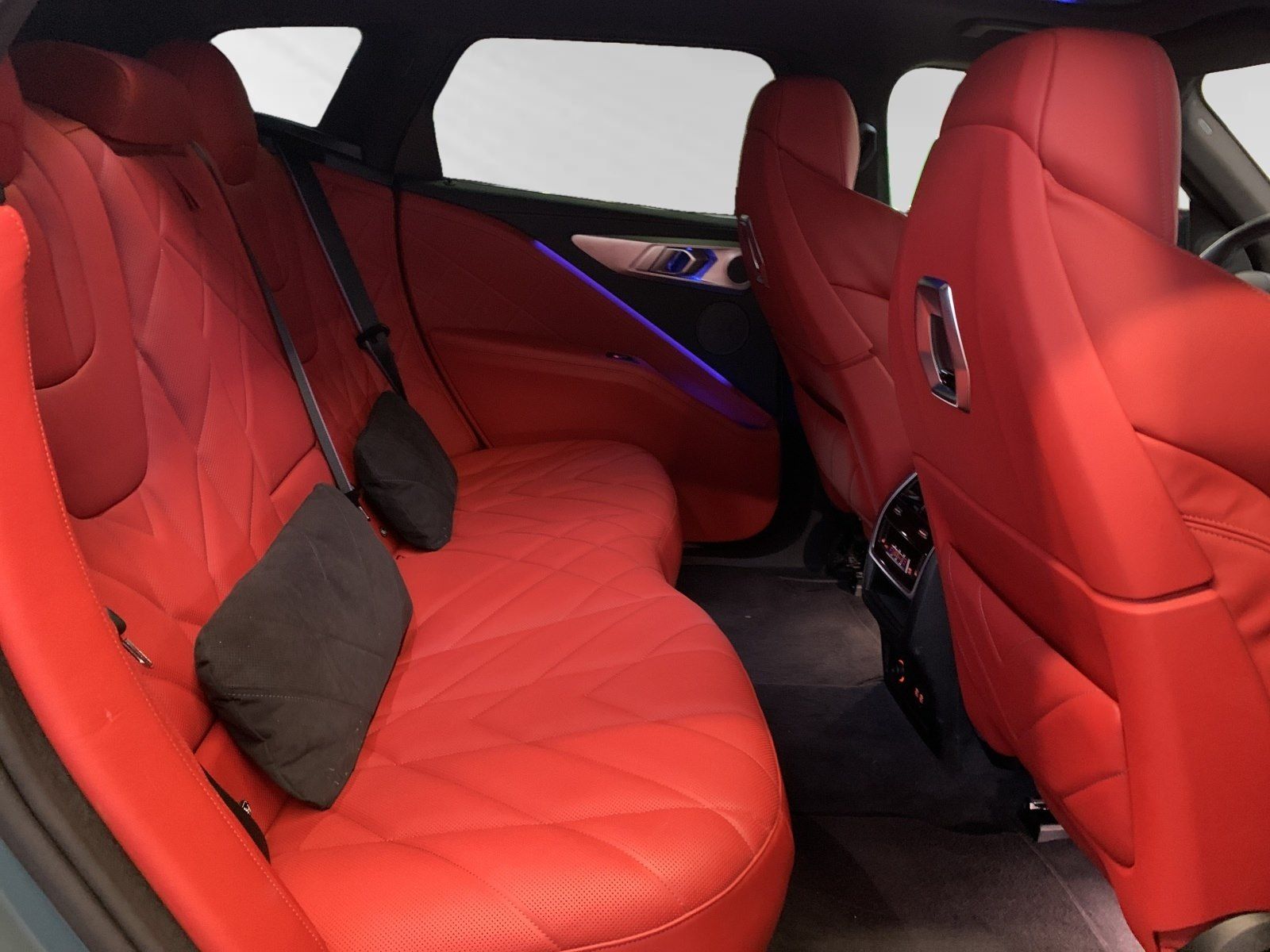 BMW XM 50e AHK|Autobahnass.|DA-Prof.|22"LMR foto 15