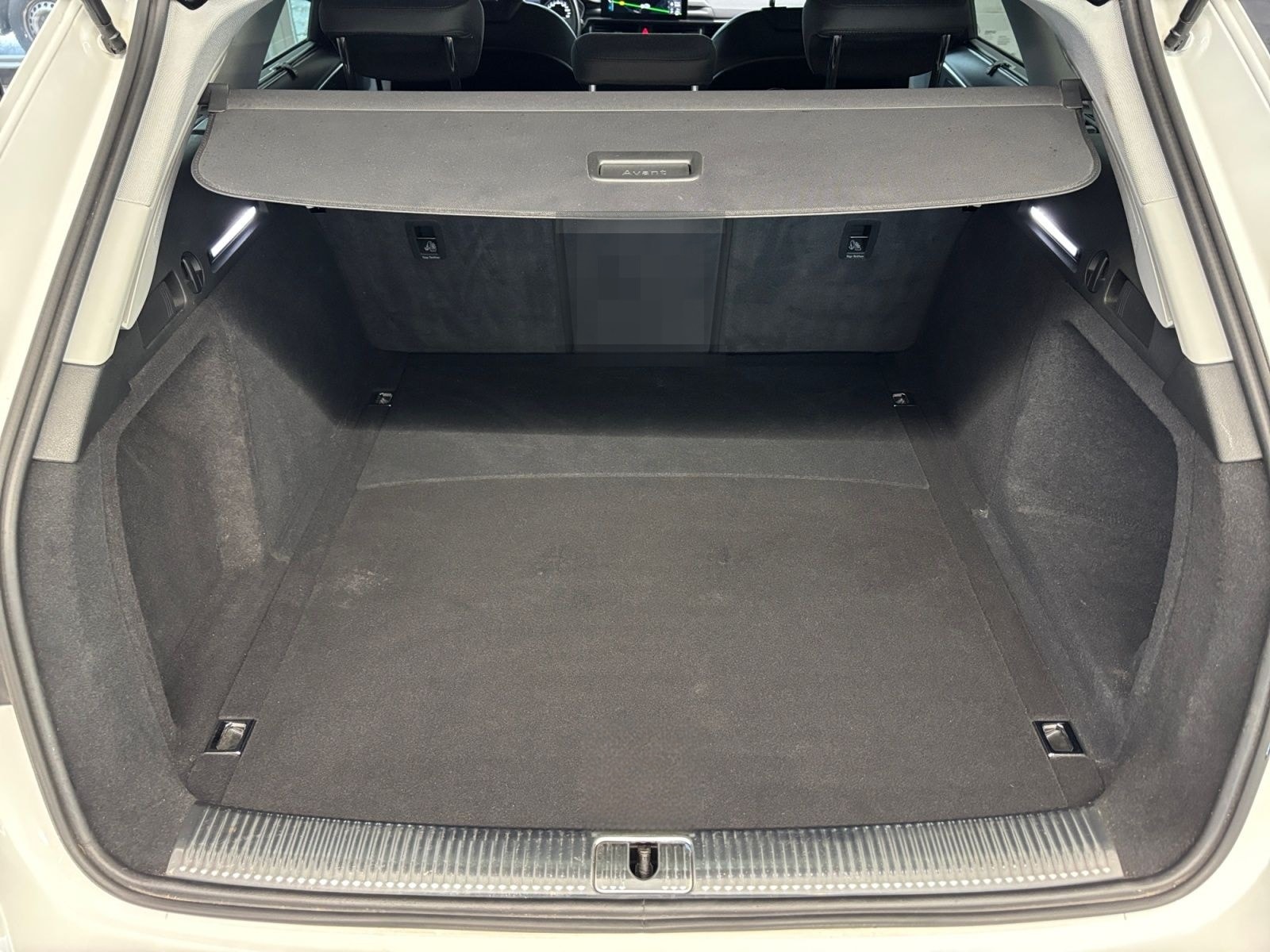 Audi A4 Avant 30 TDI S tronic NAVI LED SHZ foto 18