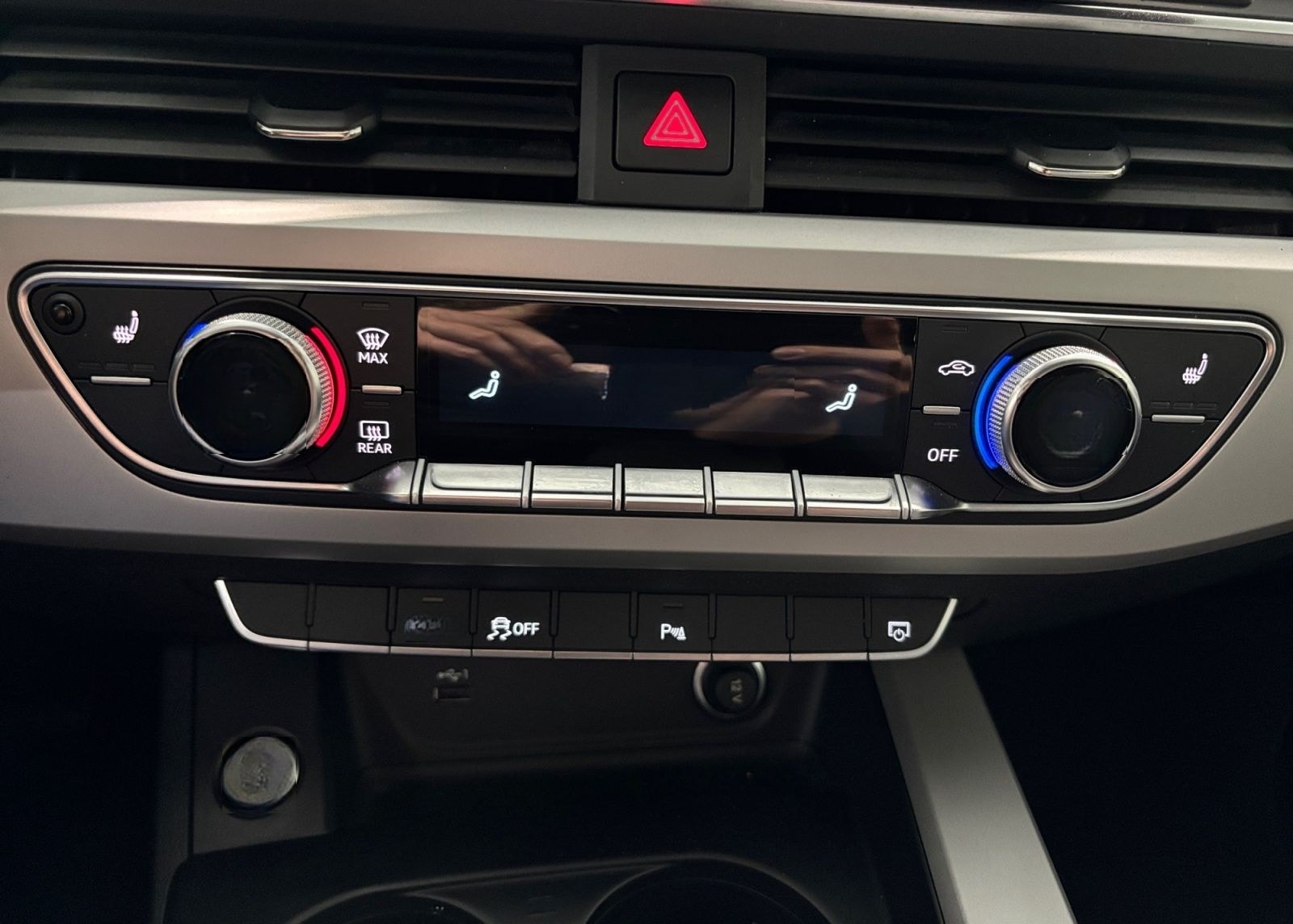 Audi A4 Avant 30 TDI S tronic NAVI LED SHZ foto 10