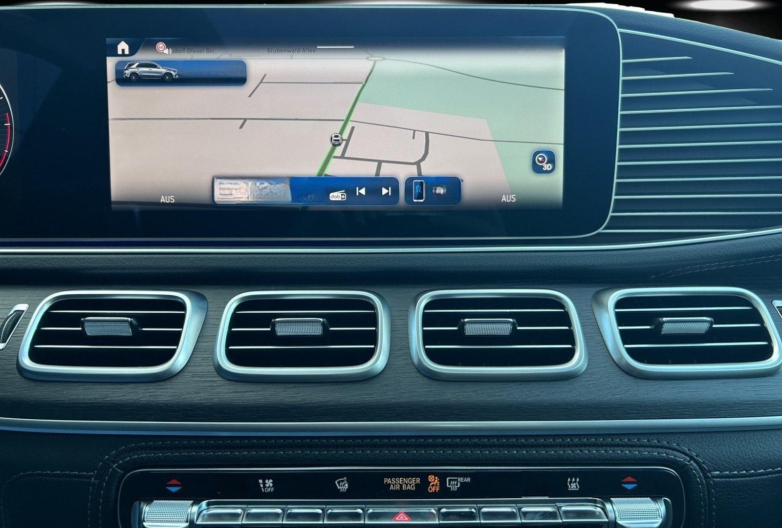 Mercedes-Benz GLE 300d 4M AMG DISTRO 360° Standhzg AHK Pano foto 9