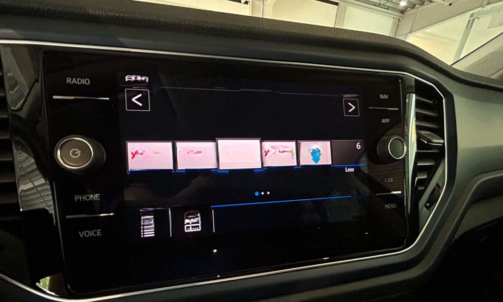 Volkswagen T-ROC 1.5 TSI United*NAVI*APP-CON*CLIMATRONIC* foto 23