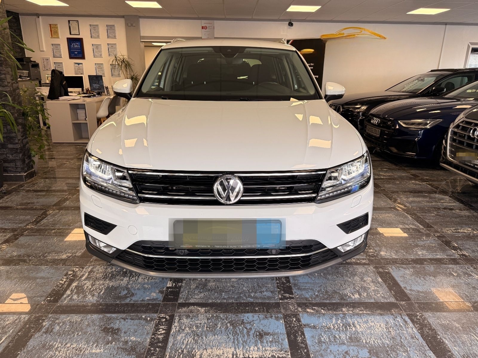 Volkswagen Tiguan Highline BMT/Start-Stopp/Navi/LED Sch/1.H foto 2
