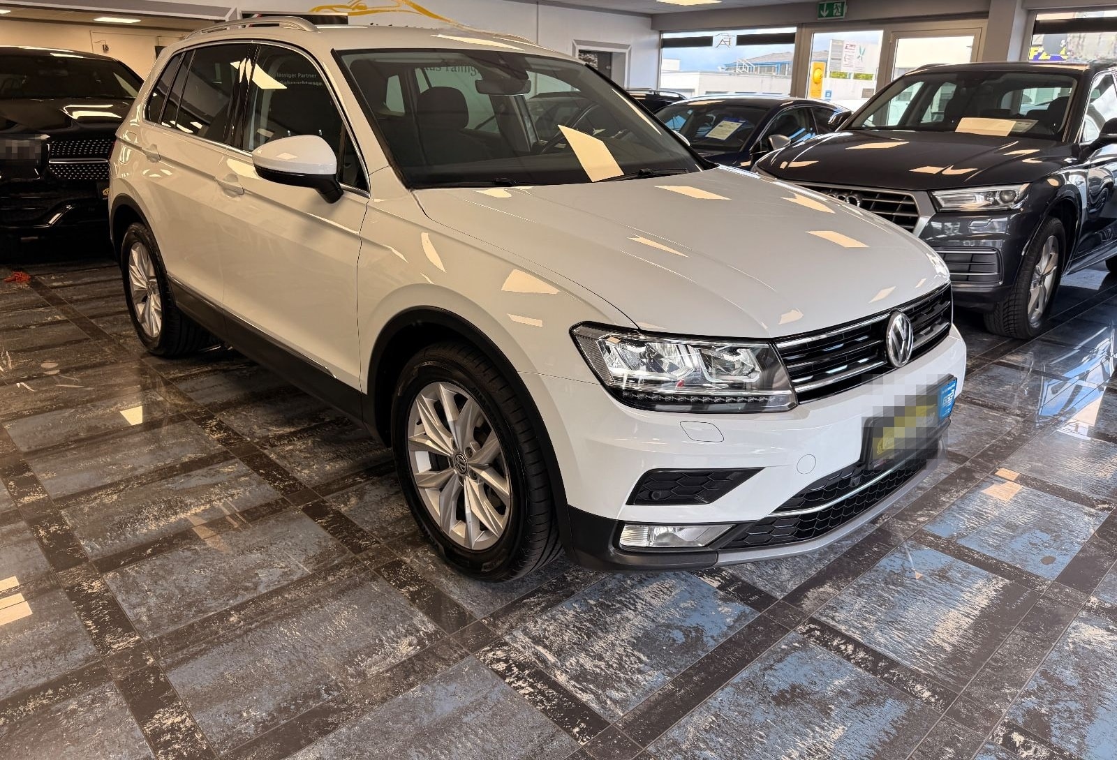 Volkswagen Tiguan Highline BMT/Start-Stopp/Navi/LED Sch/1.H foto 15
