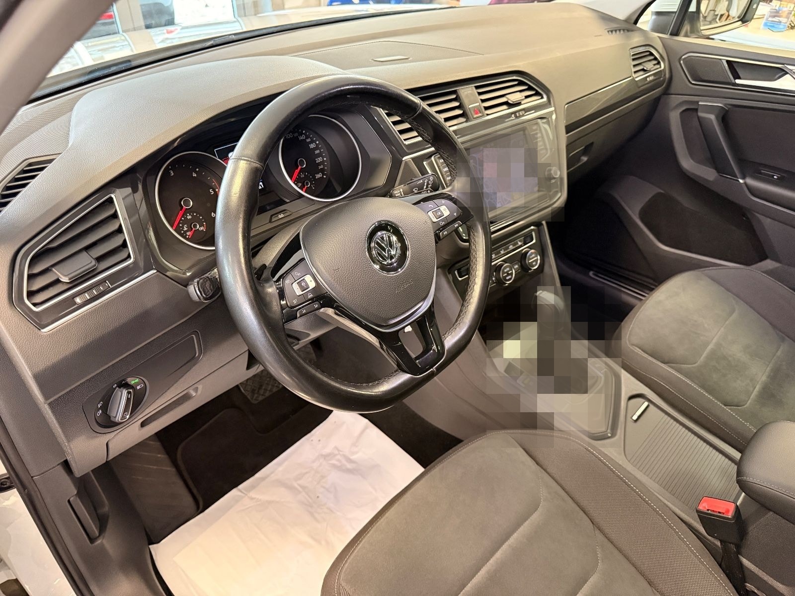 Volkswagen Tiguan Highline BMT/Start-Stopp/Navi/LED Sch/1.H foto 25