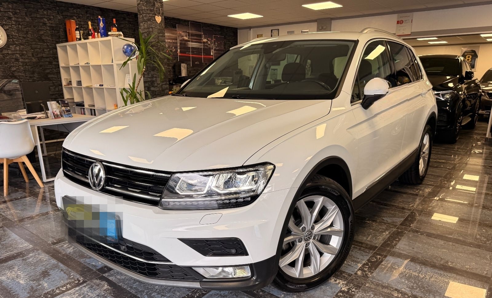 Volkswagen Tiguan Highline BMT/Start-Stopp/Navi/LED Sch/1.H foto 5