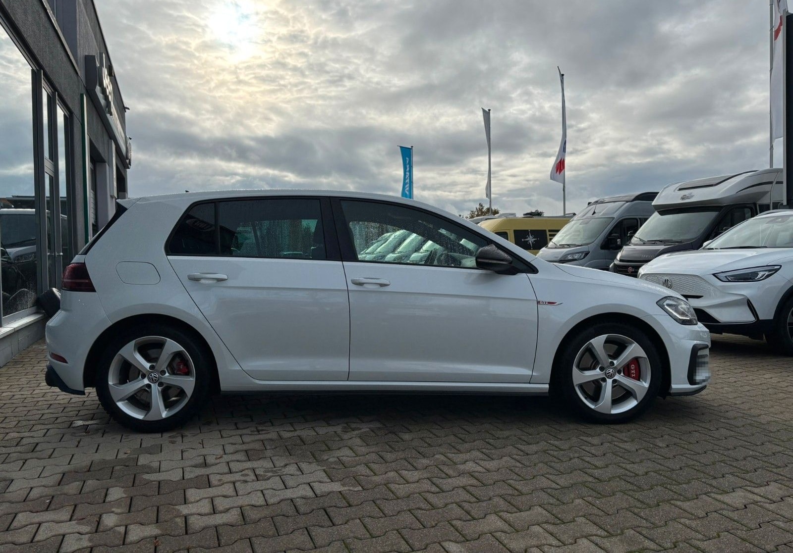 Volkswagen Golf VII Lim. GTI Performance*DSG*PDC*NAV foto 3