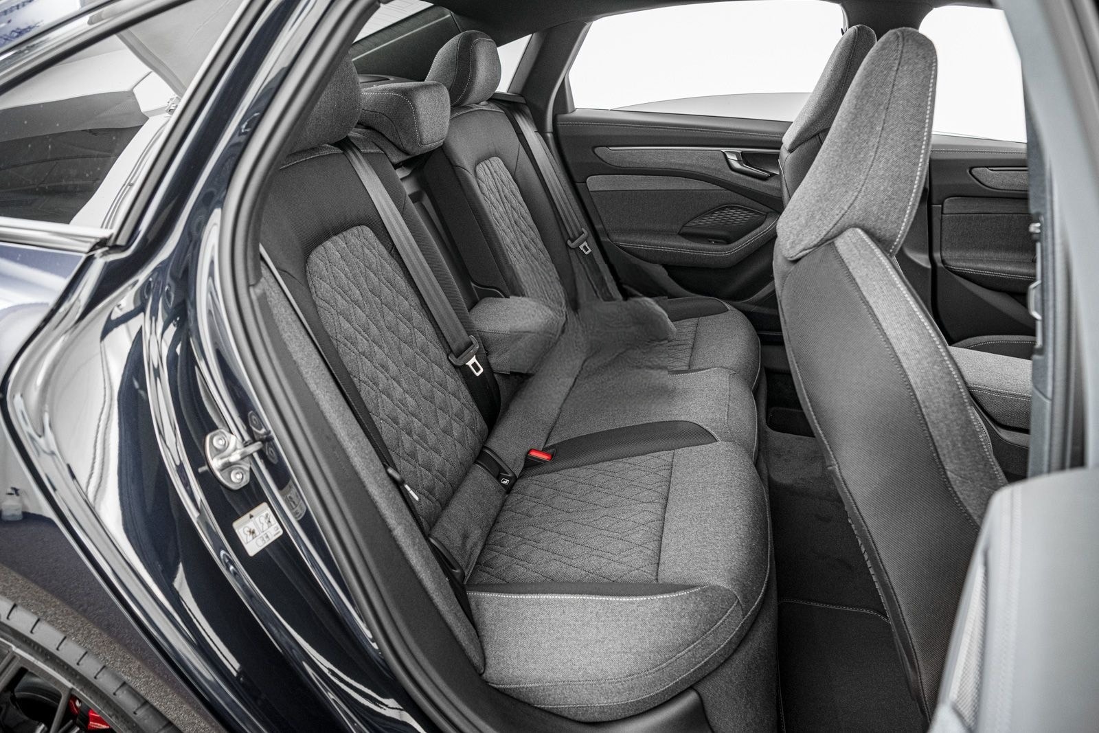 Audi A6 Limousine e-hybrid quattro S tronic foto 11