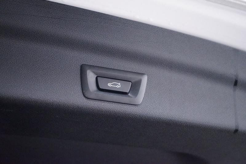 BMW iX1 xDrive 30 M-Sport 70kWh RFK/LED/NAVI/CARPLAY foto 11