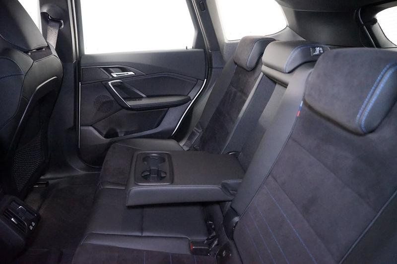 BMW iX1 xDrive 30 M-Sport 70kWh RFK/LED/NAVI/CARPLAY foto 13