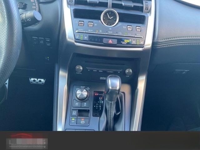 Lexus NX 300 h E-Four F-Sport*CARPLAY *LEDER*LED*HUD* foto 15