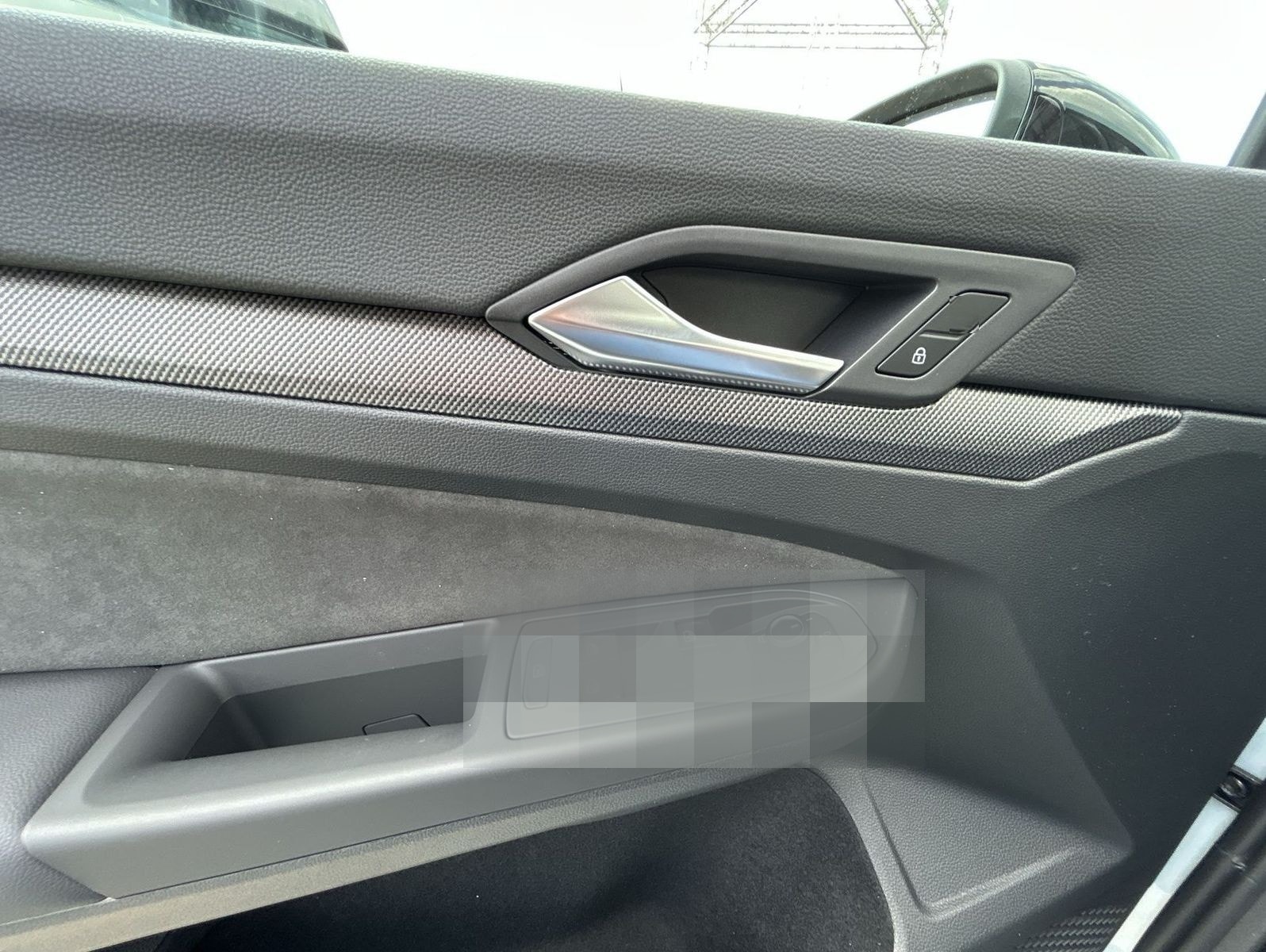 Volkswagen Golf VIII 1.5 TSI DSG R-Line Navi Panorama LED D foto 24