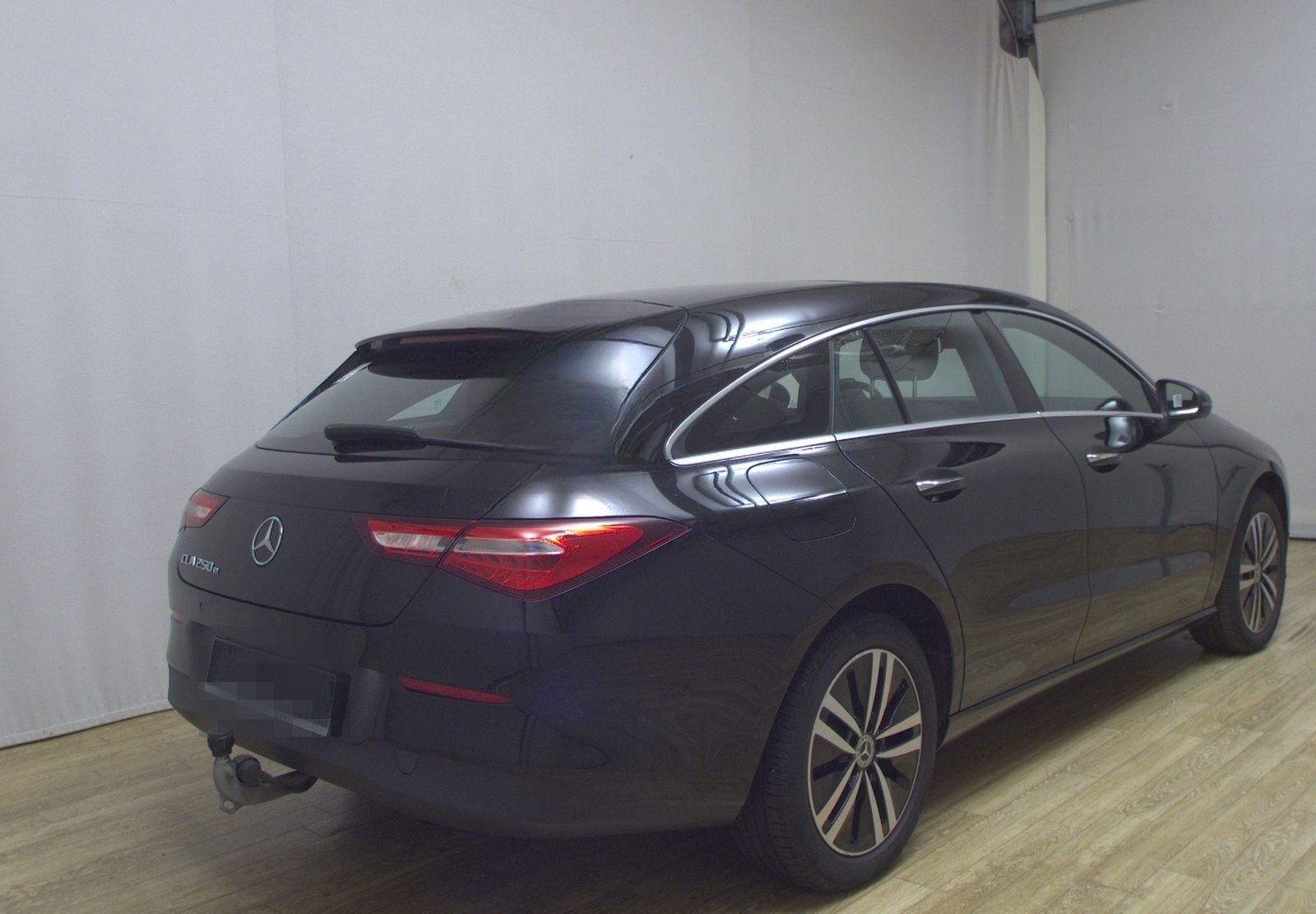 Mercedes-Benz CLA 250 Shooting Brake e Navi MBUX Panorama RFK foto 4