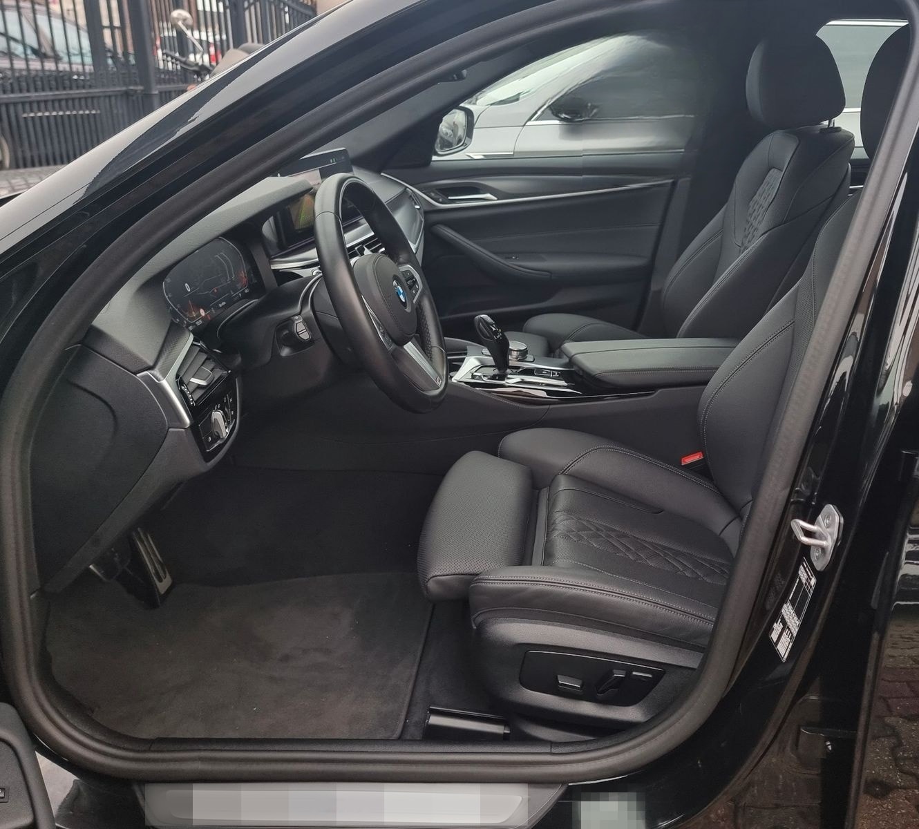 BMW 520 d M Sport-ACC-1HD-LEDER-20TKM-GARANTI-KAMERA foto 11