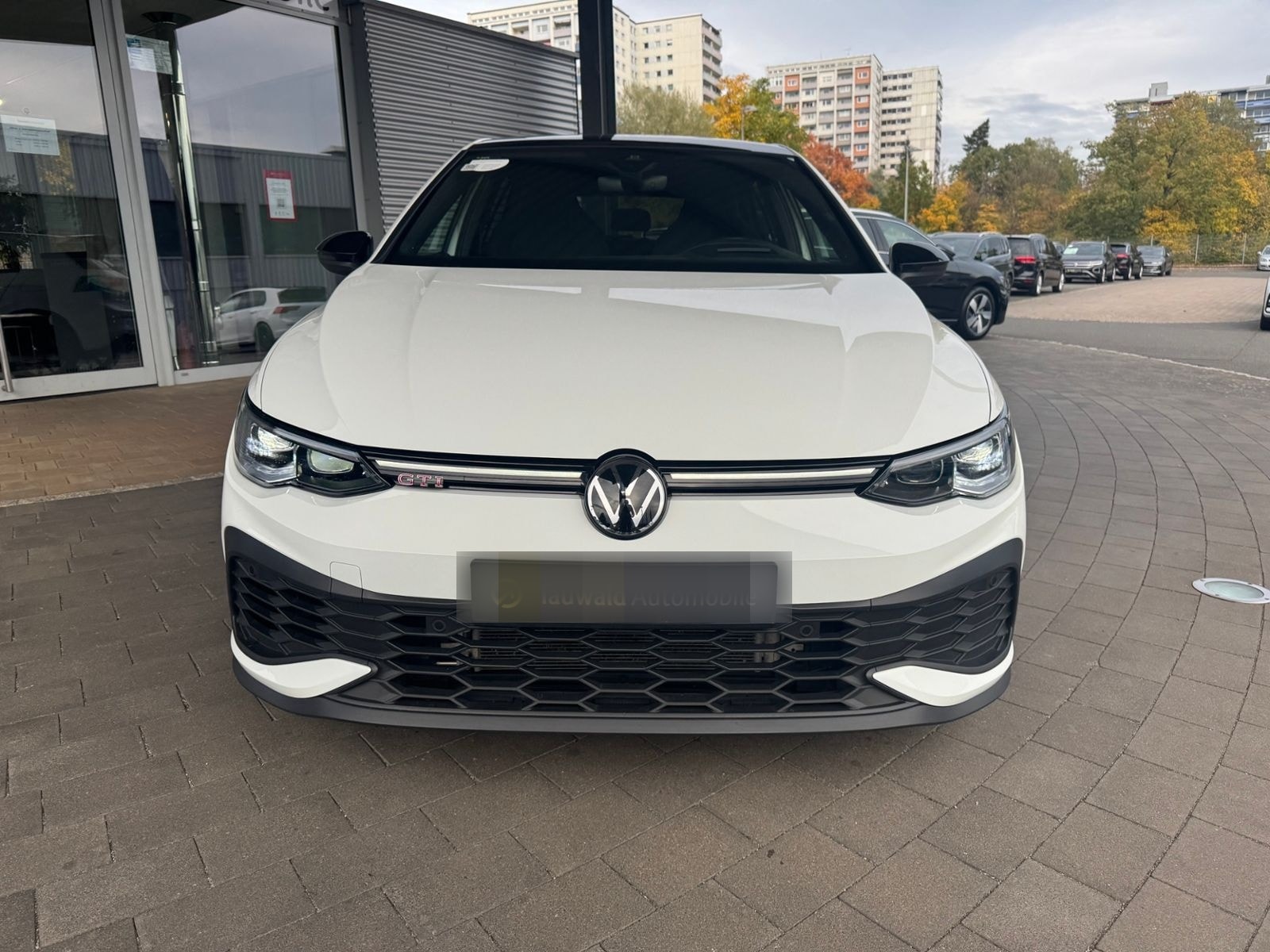 Volkswagen Golf VIII GTI Clubsport 2.0 TSI DSG PANO/19"/DCC foto 3