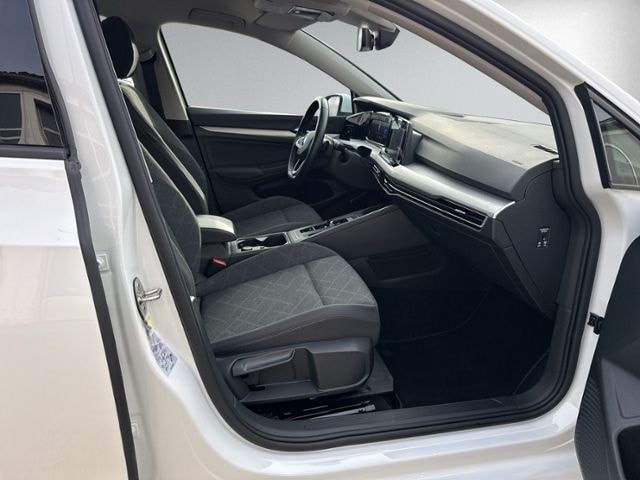 Volkswagen Golf VIII Variant 1.0 eTSI DSG LED+NAVI+ACC+SIHZ foto 11