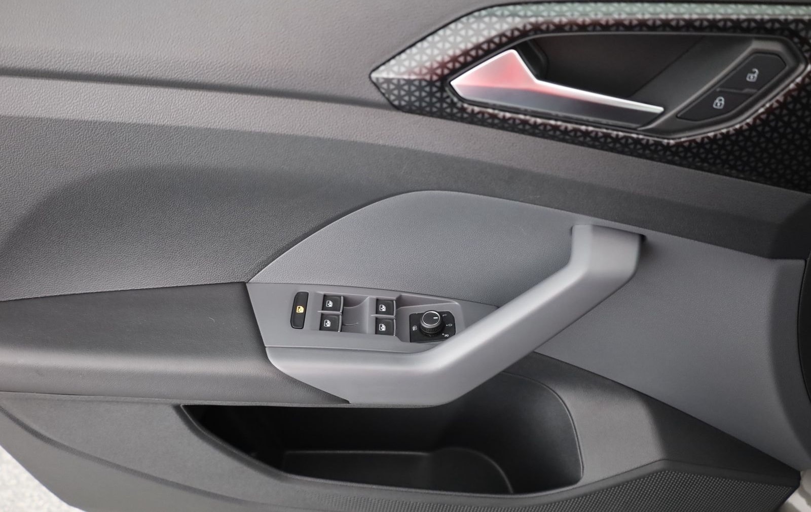 Volkswagen T-Cross 1.0 TSI Style LED Navi ACC Totwinkel DAB foto 22