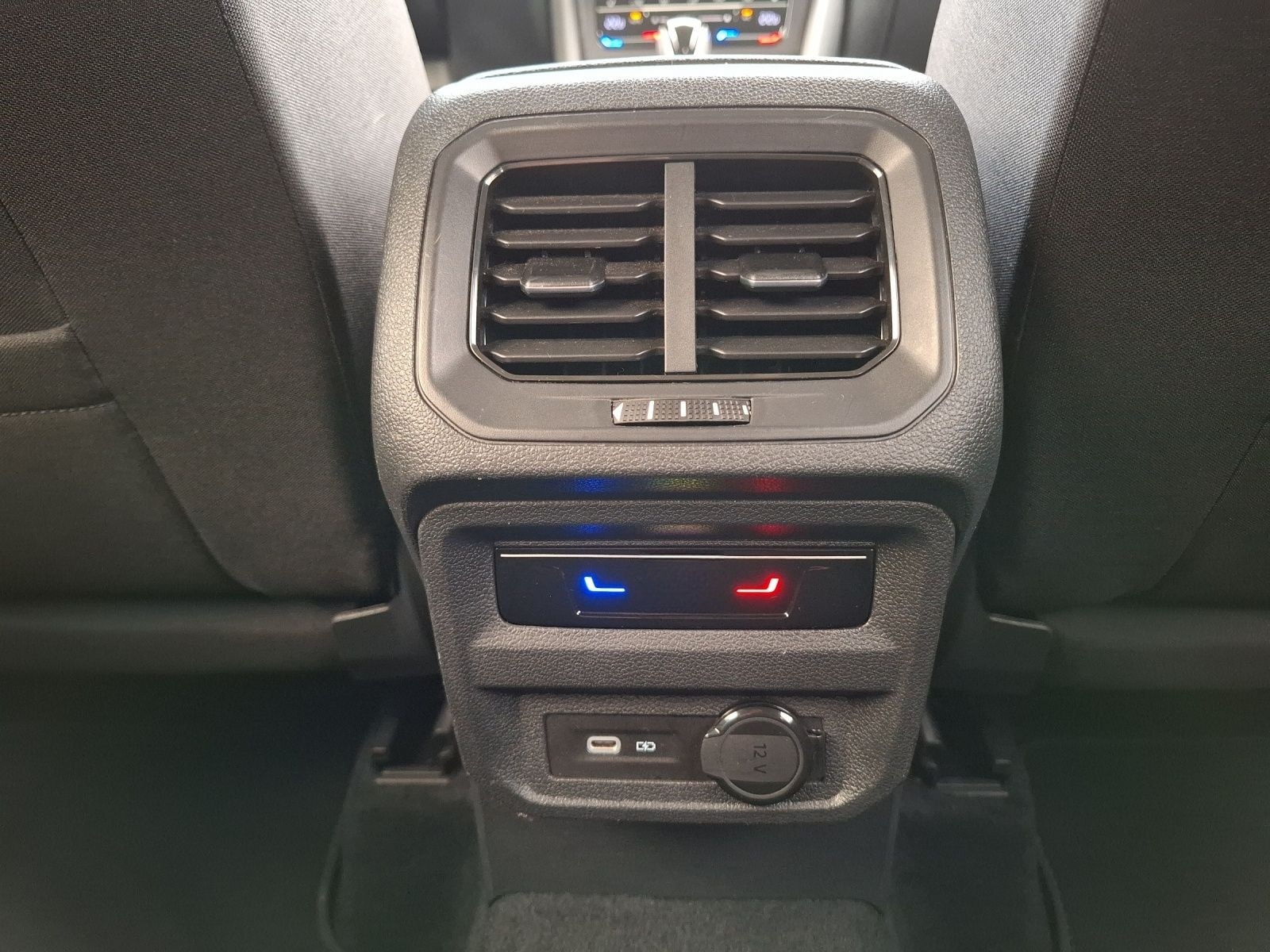 Volkswagen Tiguan Allspace TSI Elegance DSG 4M Matrix Navi foto 23