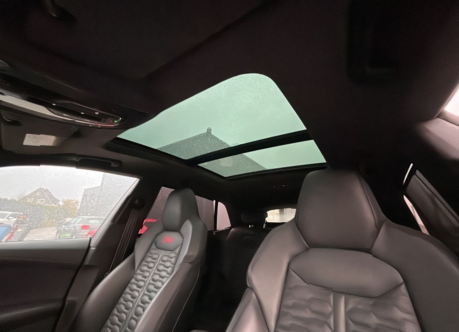 Audi RS Q8 TFSI quatr./tiptr. HD-Matrix/Standh./Panor foto 20