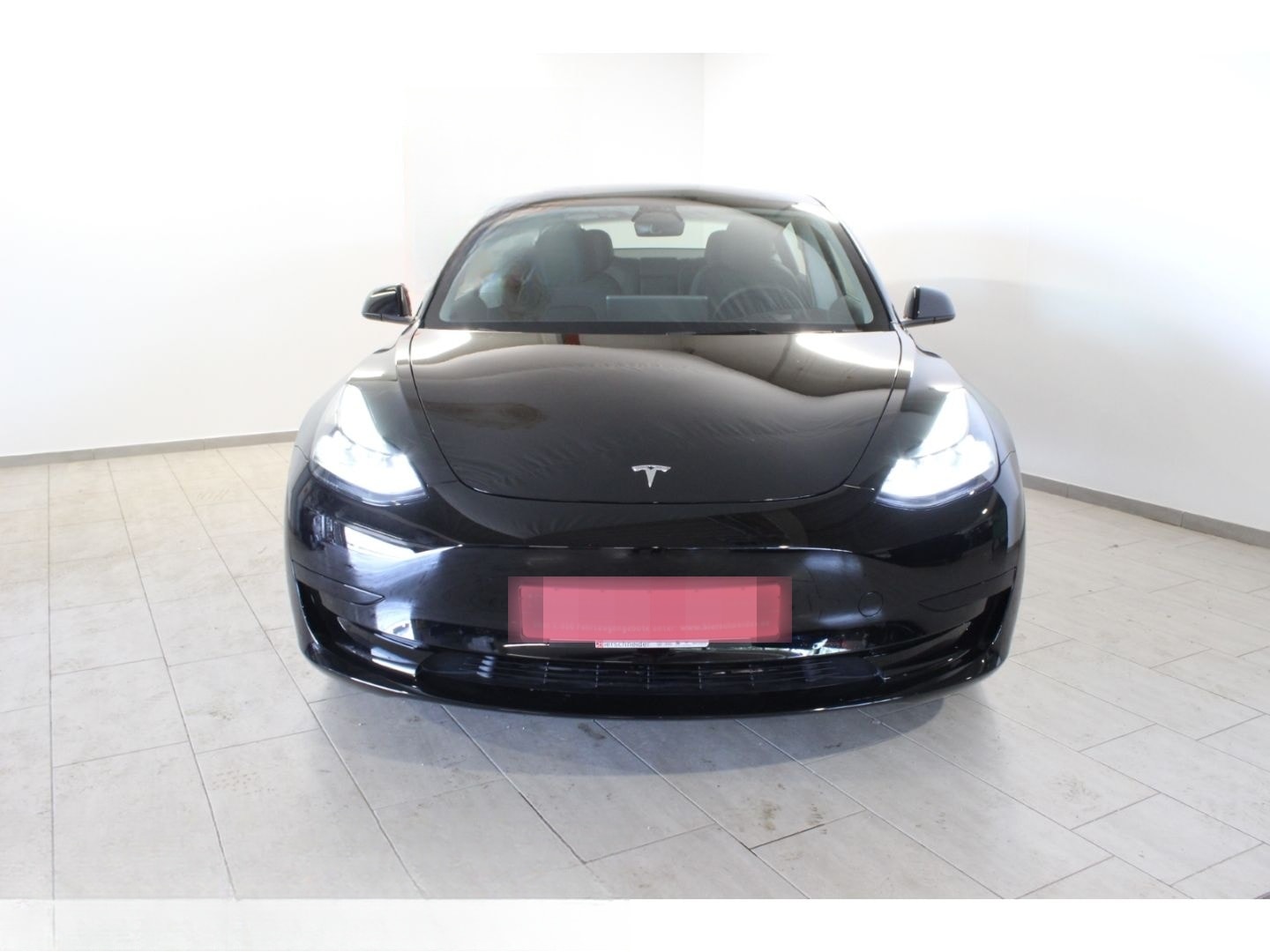 Tesla Model 3 Standard Range 18 AUTOPILOT foto 2