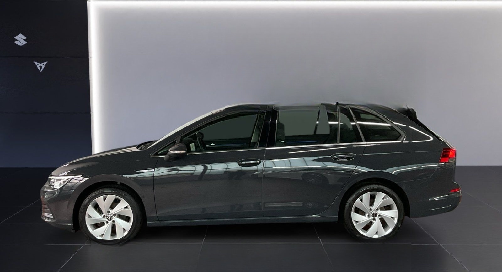 Volkswagen Golf VIII Variant 1.5 TSI Style LED+NAVI+ACC foto 3