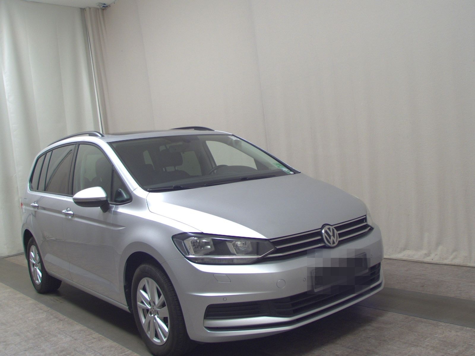 Volkswagen Touran 2.0 TDI Comf. Navi Pano RFK PDC Shz foto 3