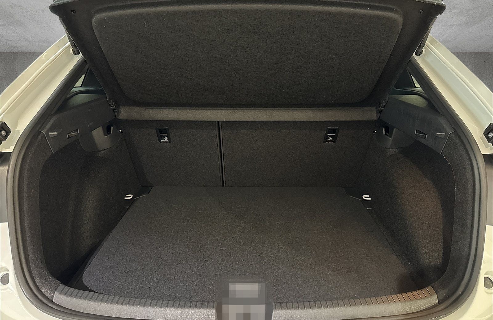 Volkswagen Taigo 1.0 TSI R-Line DSG IQ.Light Navi RFK AHK A foto 12