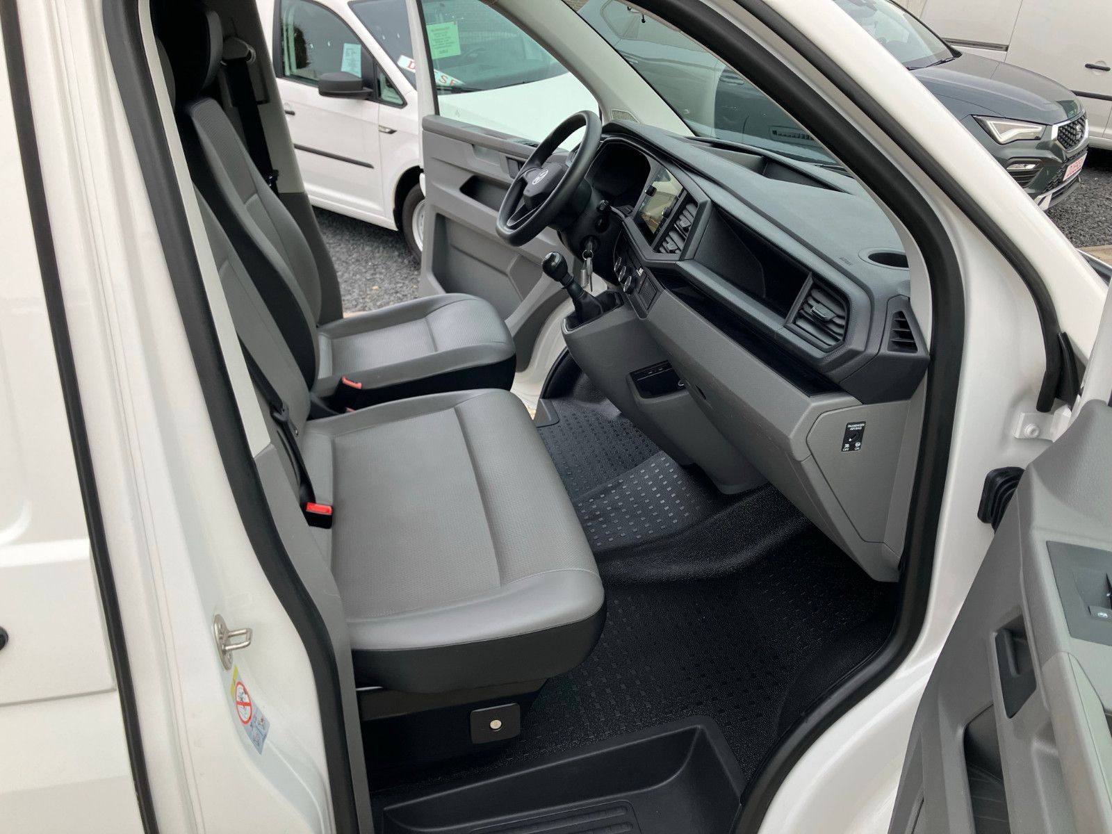 Volkswagen T6 Transporter 2.0TDI Navi 1.Hand foto 10