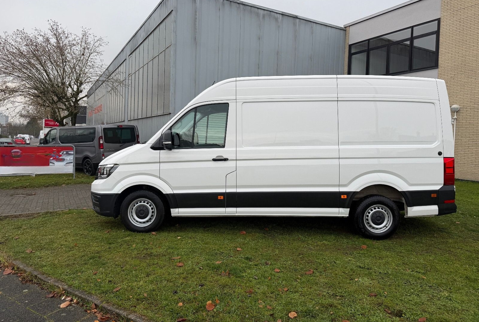 Volkswagen Crafter Kasten Kasten 30 mittellang Trendline Ho foto 9