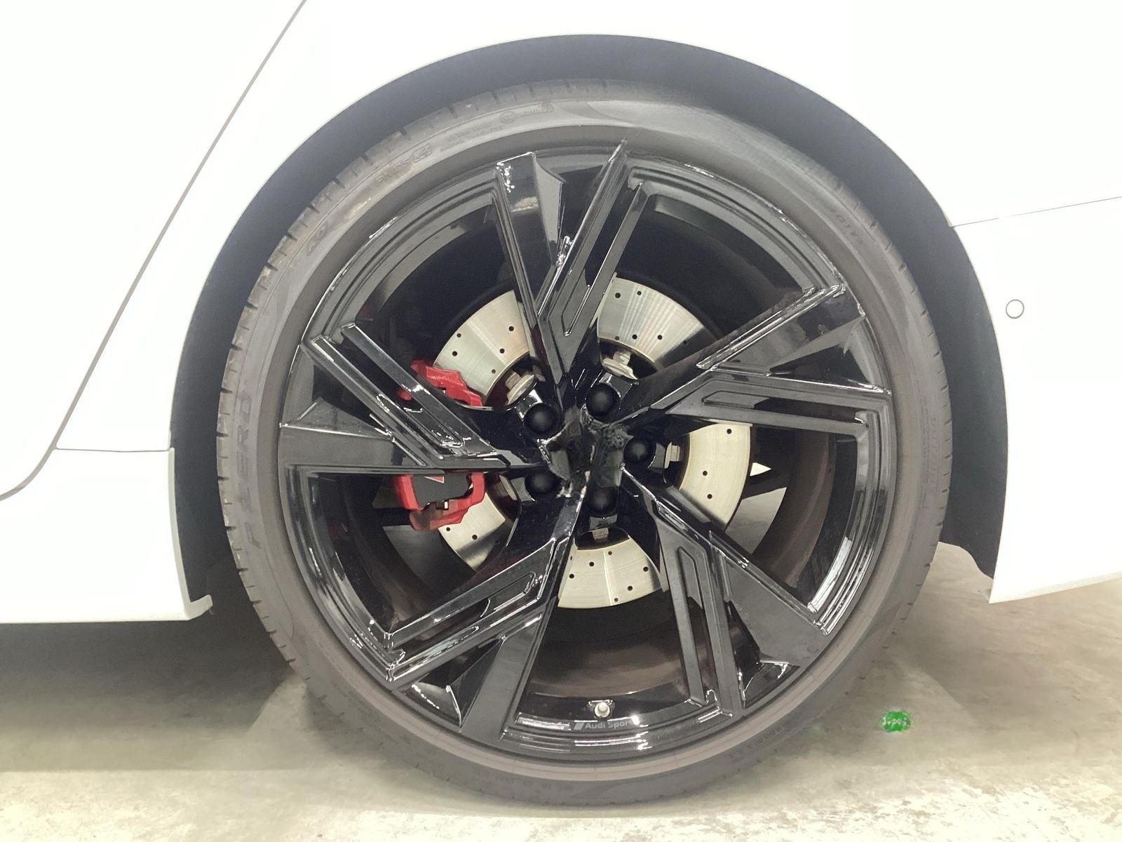 Audi RS6 Avant Pano B&O HUD Stdhz. 360° foto 4