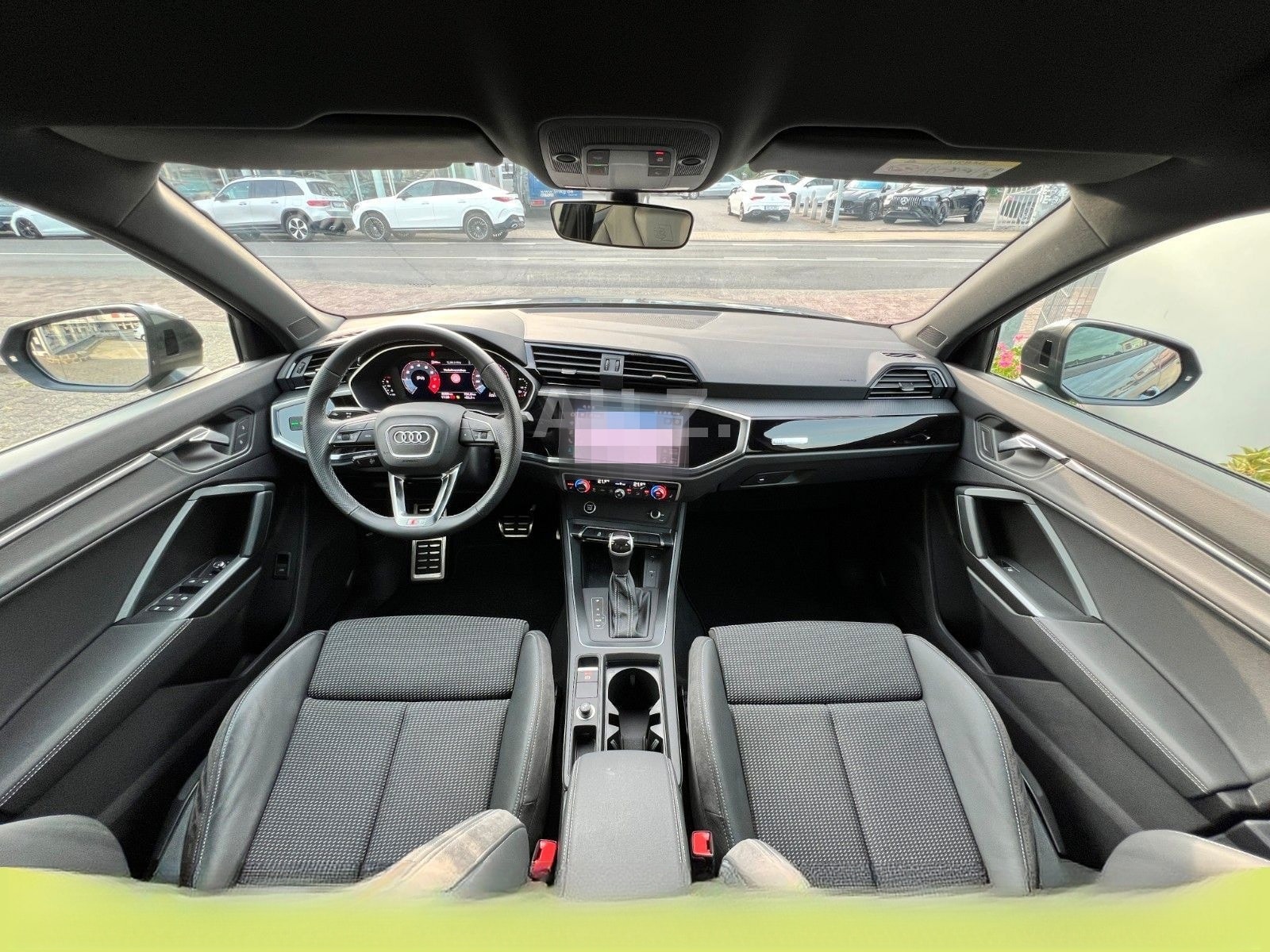 Audi Q3 S Line 2x S-LINE*KAM*LED*MMI*KeyLess*AHK V*18 foto 14