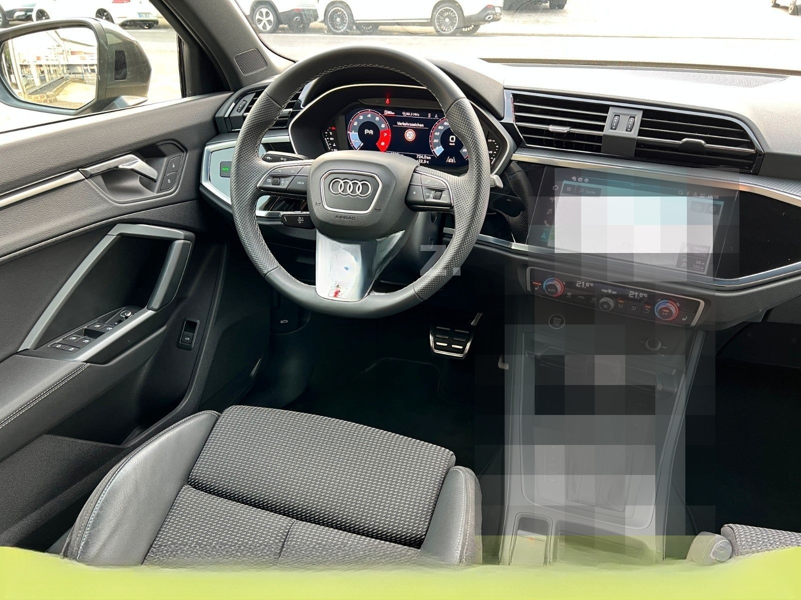 Audi Q3 S Line 2x S-LINE*KAM*LED*MMI*KeyLess*AHK V*18 foto 16