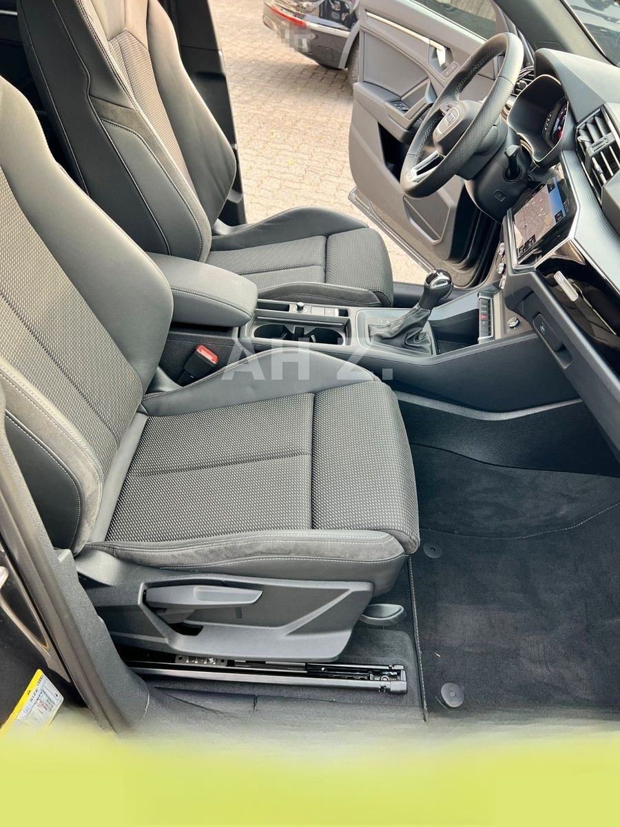 Audi Q3 S Line 2x S-LINE*KAM*LED*MMI*KeyLess*AHK V*18 foto 20