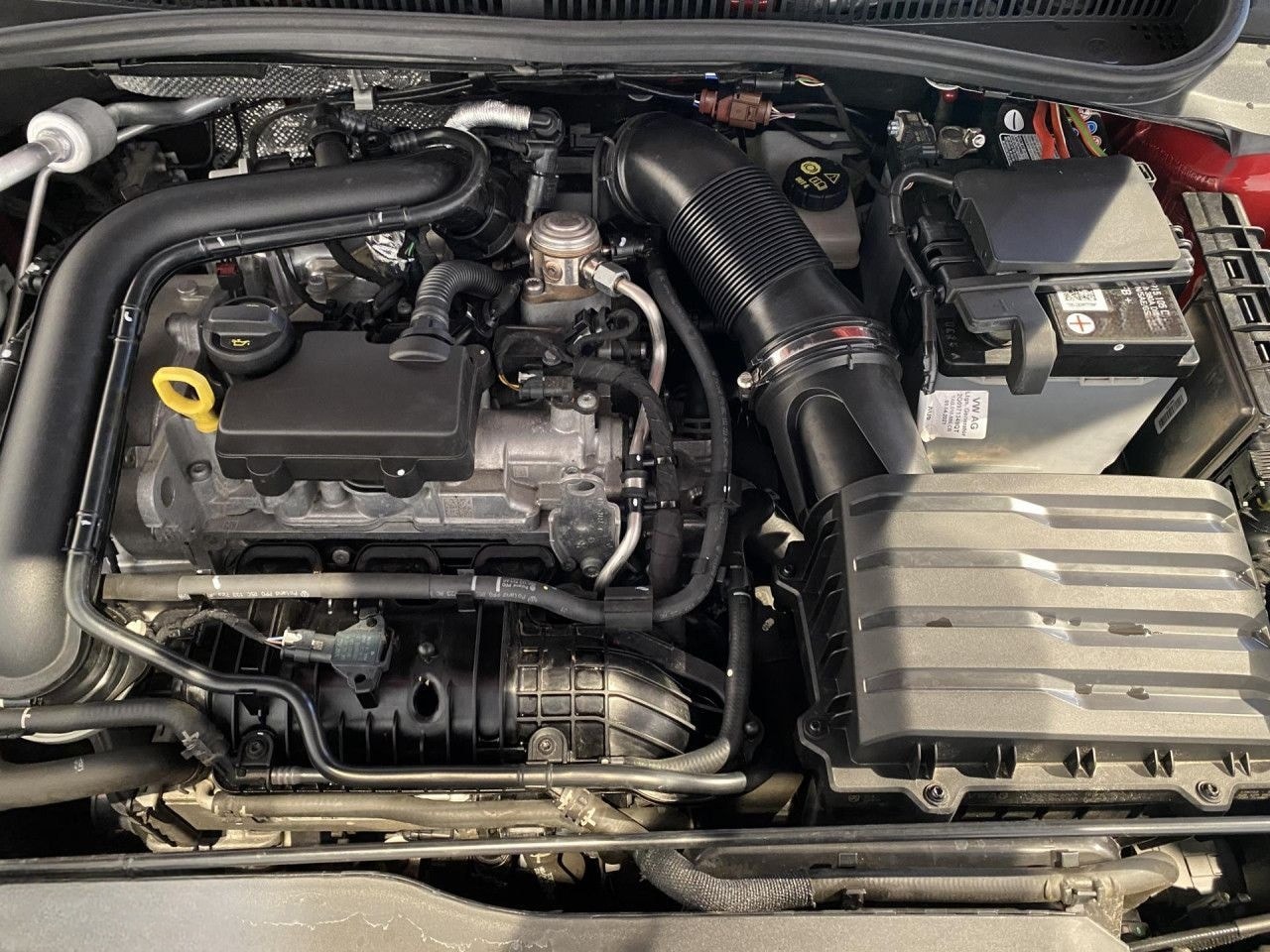 Volkswagen Taigo 1.0 TSI R-Line NAVI KLIMA AHK PANO PED PDC foto 21