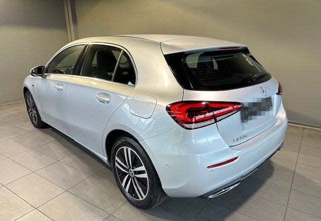 Mercedes-Benz A 250 e Progressive LED/Parktr/MBUX/DAB/Tempo/17 foto 2