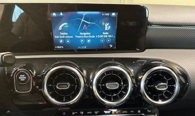 Mercedes-Benz A 250 e Progressive LED/Parktr/MBUX/DAB/Tempo/17 foto 7