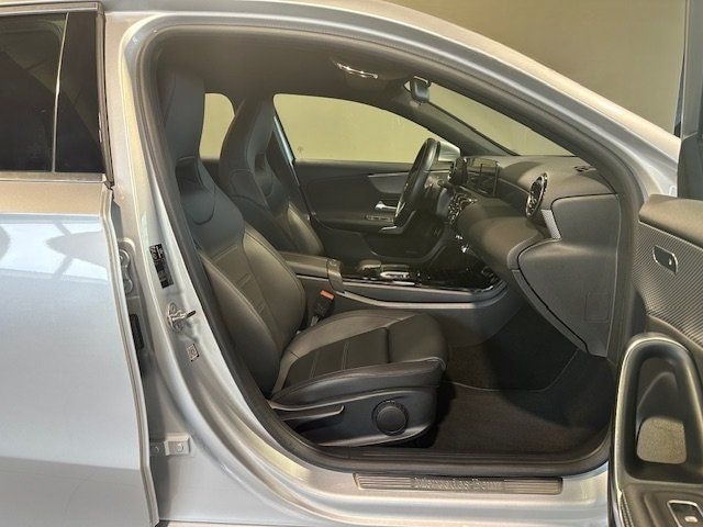 Mercedes-Benz A 250 e Progressive LED/Parktr/MBUX/DAB/Tempo/17 foto 10