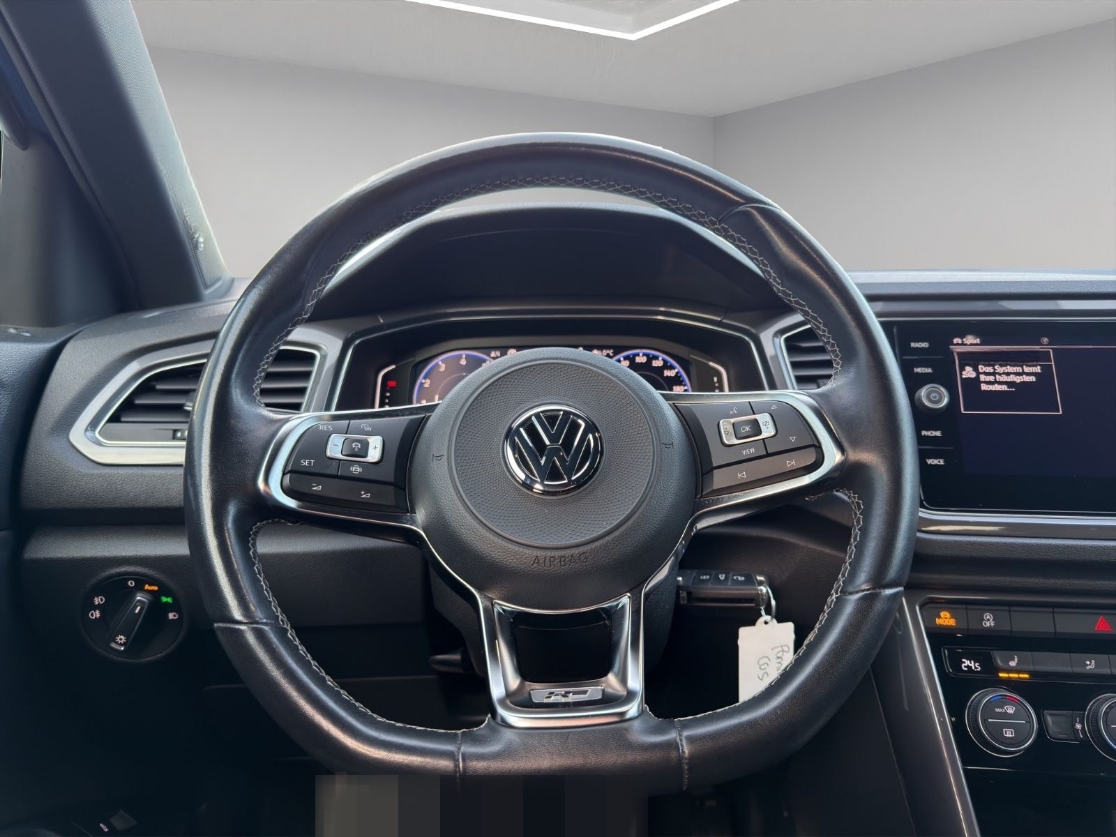 Volkswagen T-Roc 1.5 TSI R-Line*19*ACC*BEATS*NAVI* foto 17